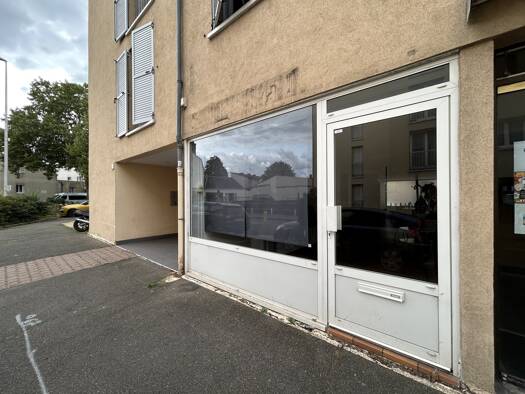 Local commercial à vendre 140 000 € 70 m² de surface de vente Haut Saumon-Bel Air Chartres 28000