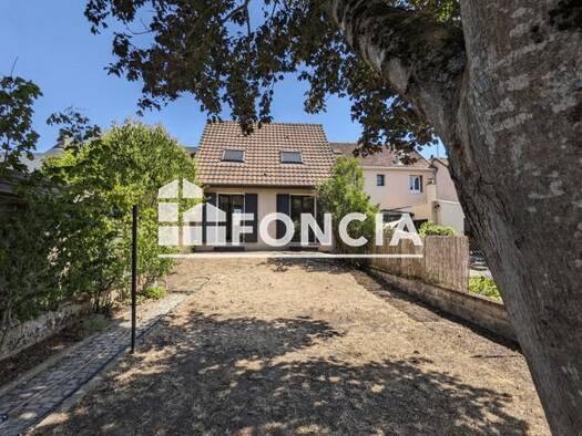 Maison à louer 895 € 4 pièces 3 chambres 75 m² Sources Le Mans 72000