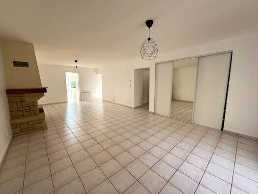 Appartement à vendre 99 900 € 3 pièces 2 chambres 88 m² Étage 2/3 Sainte Catherine Villeneuve-sur-Lot 47300