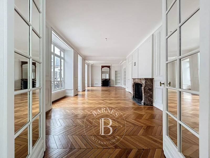 Maison à louer, 398m², PARIS 16E