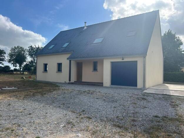 Maison à louer 1 180 € 5 pièces 4 chambres 140 m² 1 227 m² de terrain Crossac 44160