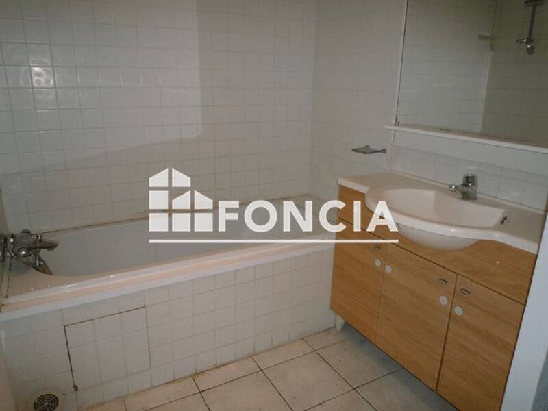 Maison à louer, 58m², NIMES