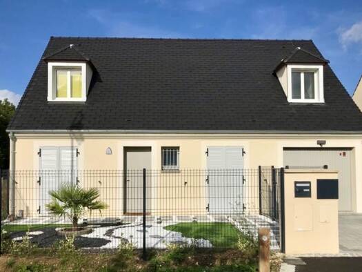 Terrain avec maison neuve à vendre 245 000 € 6 pièces 4 chambres 100 m² 500 m² de terrain Centre Est Provins 77160