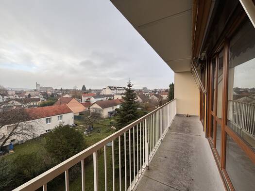 Appartement à vendre 82 000 € 3 pièces 2 chambres 64,4 m² RDC Sens 89100