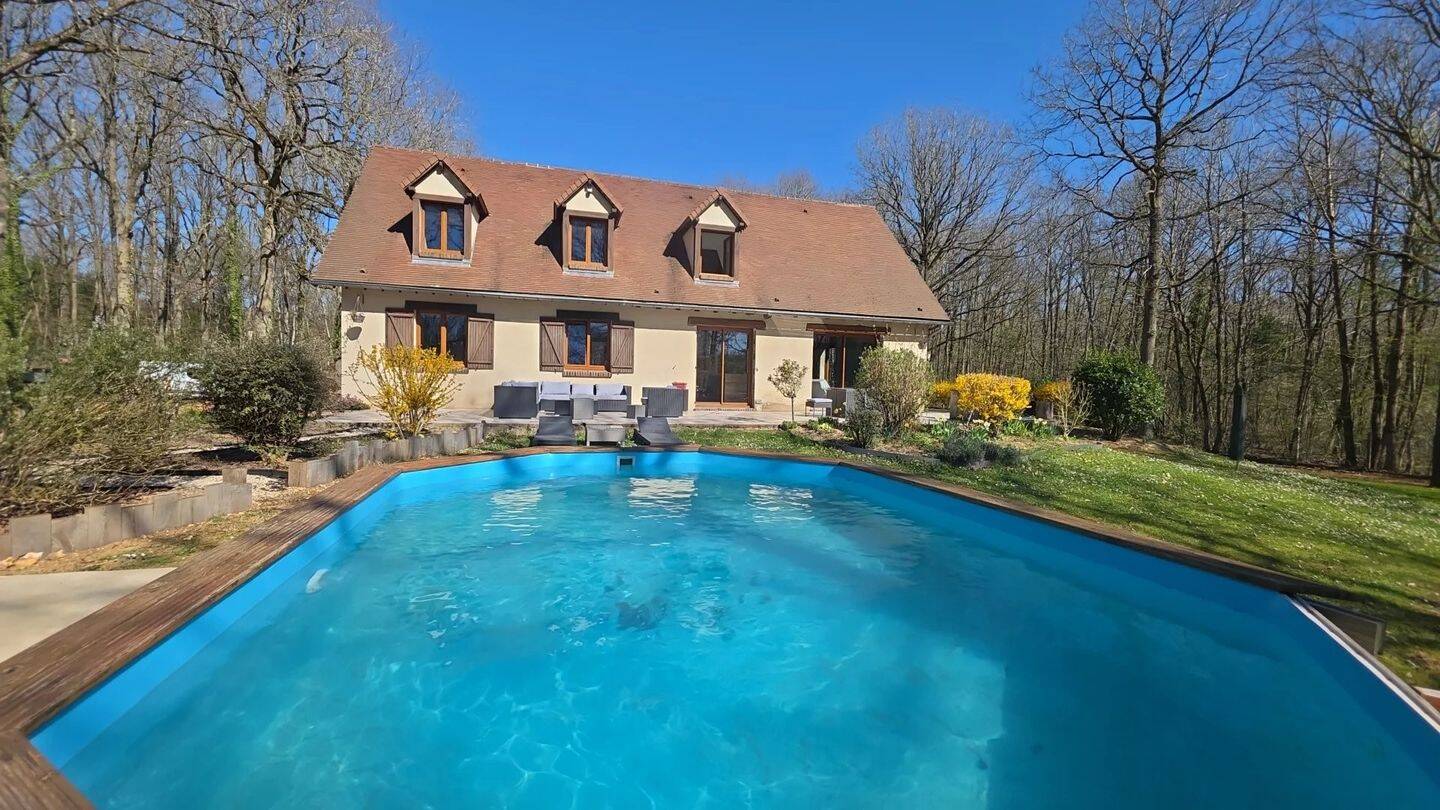 Maison à vendre, 200m², HOUDAN