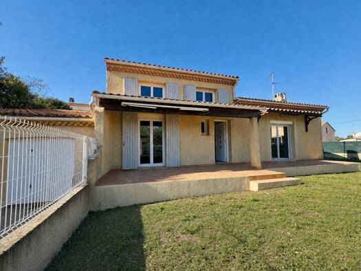 Maison à vendre 464 000 € 4 pièces 3 chambres 113 m² 500 m² de terrain Peripherie Saint-Mitre-les-Remparts 13920