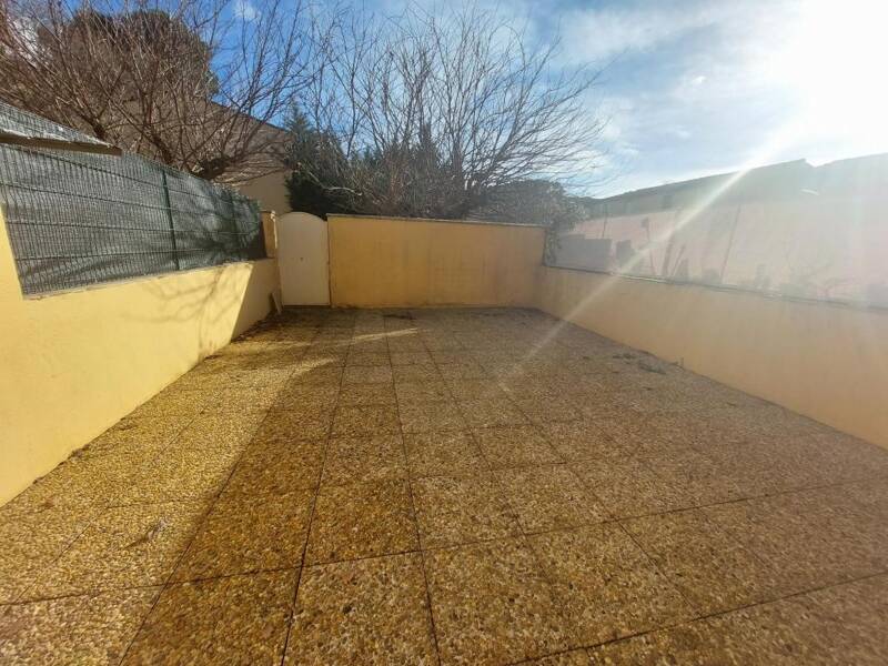 Maison à vendre, 71m², VALREAS