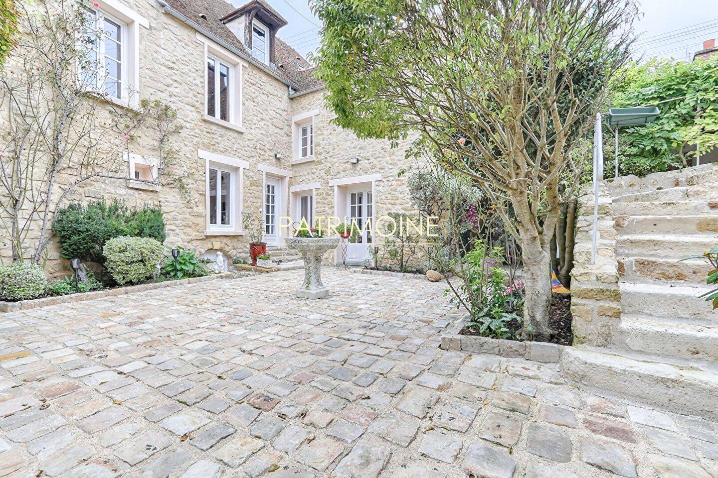 Maison à vendre, 252m², MEZY SUR SEINE