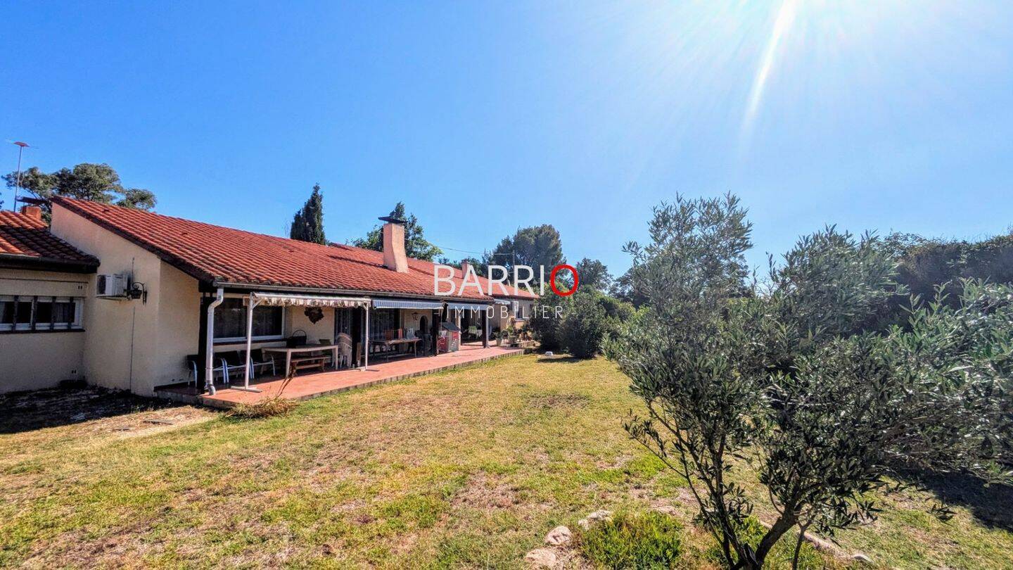 Maison à vendre, 354m², VILLENEUVE DE LA RAHO