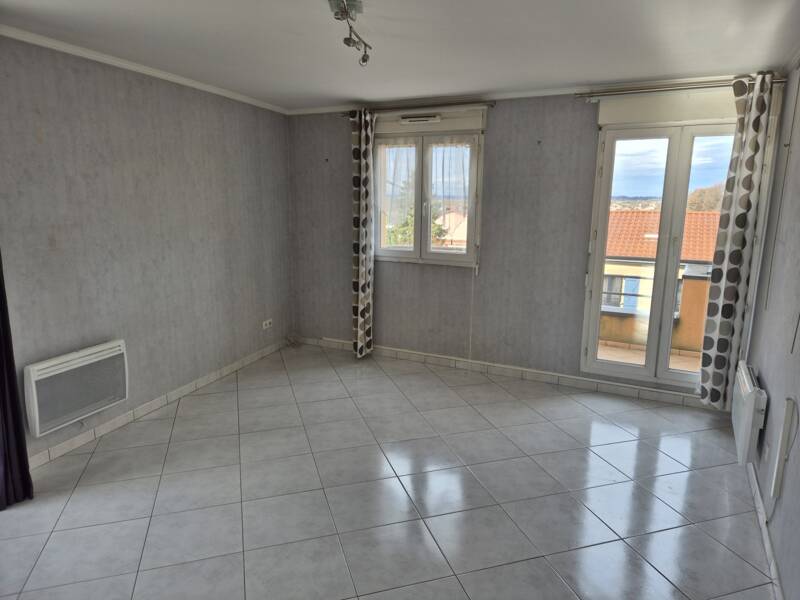 Maison à louer, 61m², SAINT BONNET DE MURE