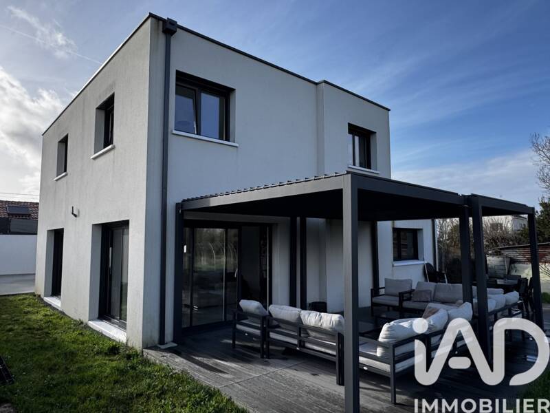 Maison à vendre, 185m², BOUGUENAIS