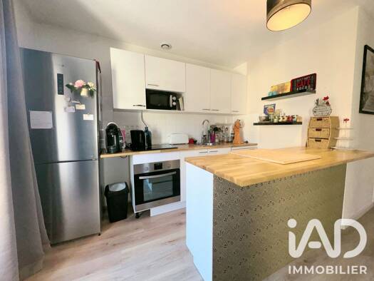 Appartement à vendre 160 000 € 3 pièces 2 chambres 53,8 m² Étage 2/2 Oiselet la Grive Bourgoin-Jallieu 38300