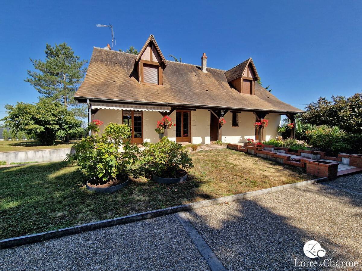 Maison à vendre, 150m², LES MONTILS