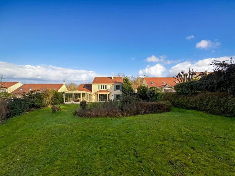 Maison à louer, 227m², ETIOLLES