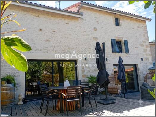 Maison à vendre 282 000 € 4 pièces 3 chambres 134 m² 376 m² de terrain Migron 17770