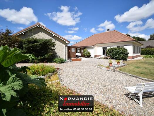 Maison de plain-pied à vendre 269 900 € 4 pièces 2 chambres 123 m² 2 000 m² de terrain Saint-Laurent-en-Caux 76560