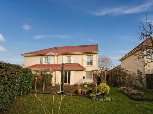 Maison à vendre 313 000 € 4 pièces 3 chambres 84,04 m² Moussy-le-Neuf 77230