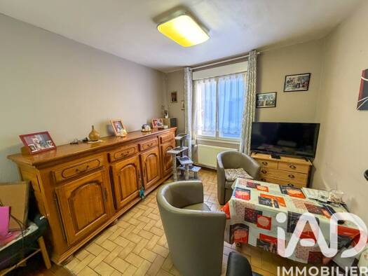 Maison de ville à vendre 55 000 € 3 pièces 2 chambres 56 m² 31 m² de terrain Fère-Champenoise 51230