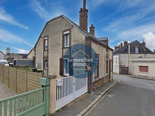 Maison de ville en viager 99 900 € 7 pièces 4 chambres 115 m² 435 m² de terrain La Loupe 28240