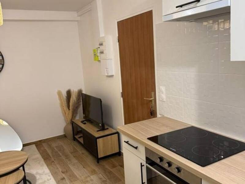 Maison à louer, 25m², MOUSSY LE VIEUX