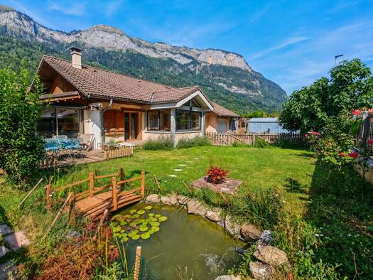 Maison à vendre 449 000 € 5 pièces 3 chambres 115 m² 771 m² de terrain Magland 74300