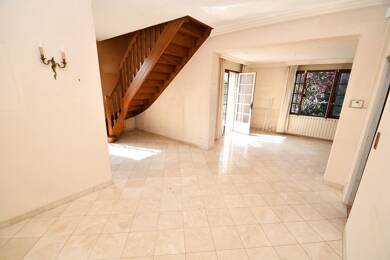 Appartement à vendre 169 000 € 4 pièces 2 chambres 82 m² RDC Livry Gargan 93190