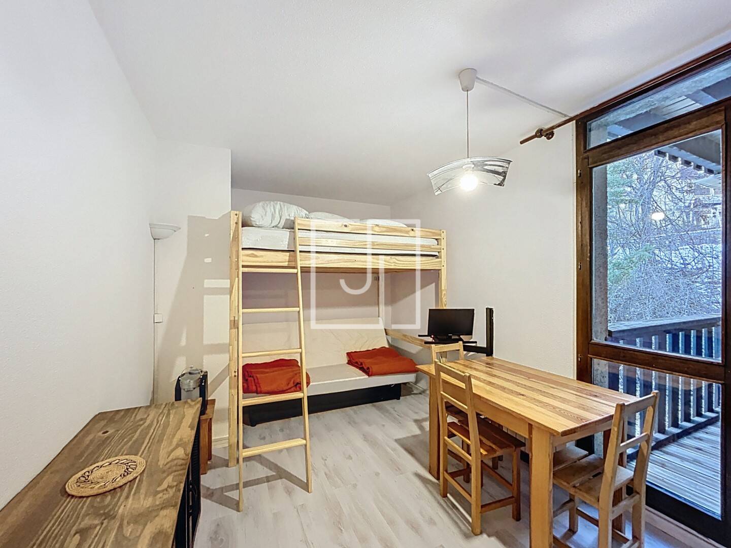 Maison à vendre, 18m², UVERNET FOURS