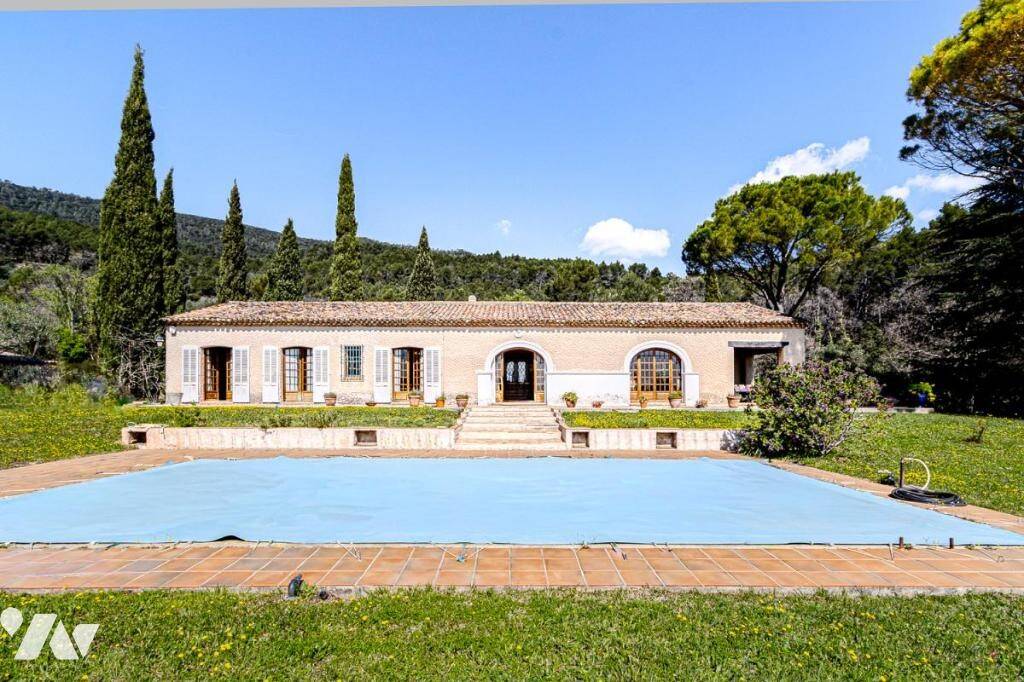 Maison à vendre, 298m², PUGET VILLE