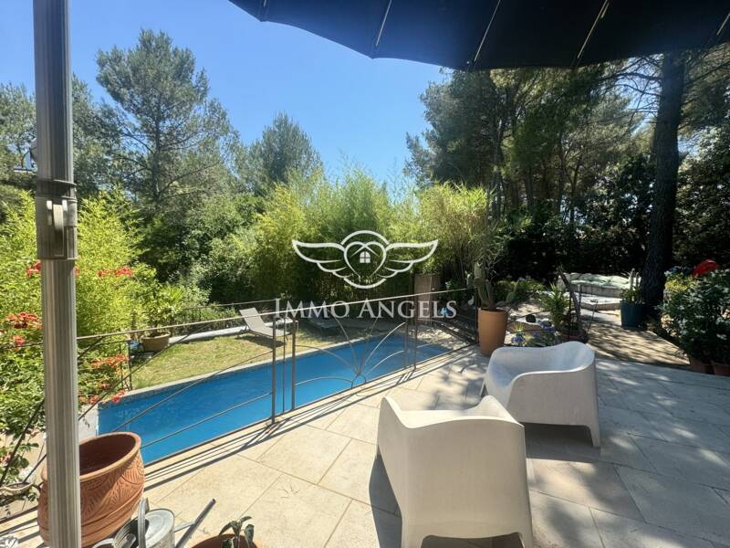 Maison à vendre, 210m², GUZARGUES