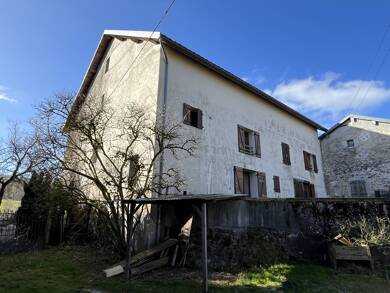 Maison à vendre 240 000 € 13 pièces 10 chambres 345 m² 3 830 m² de terrain Foncine le Bas 39520