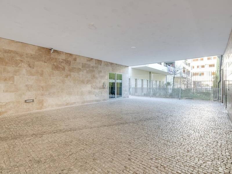 Maison à louer, 69m², MARSEILLE 3E