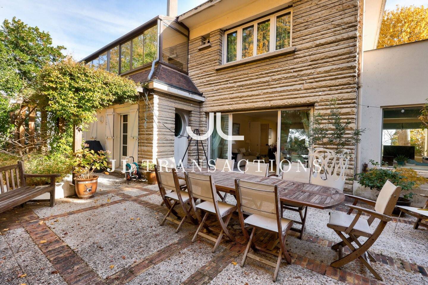 Maison à vendre, 360m², SURESNES