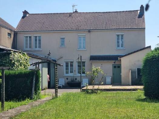 Maison à vendre 129 500 € 6 pièces 5 chambres 885 m² de terrain Glandon 87500