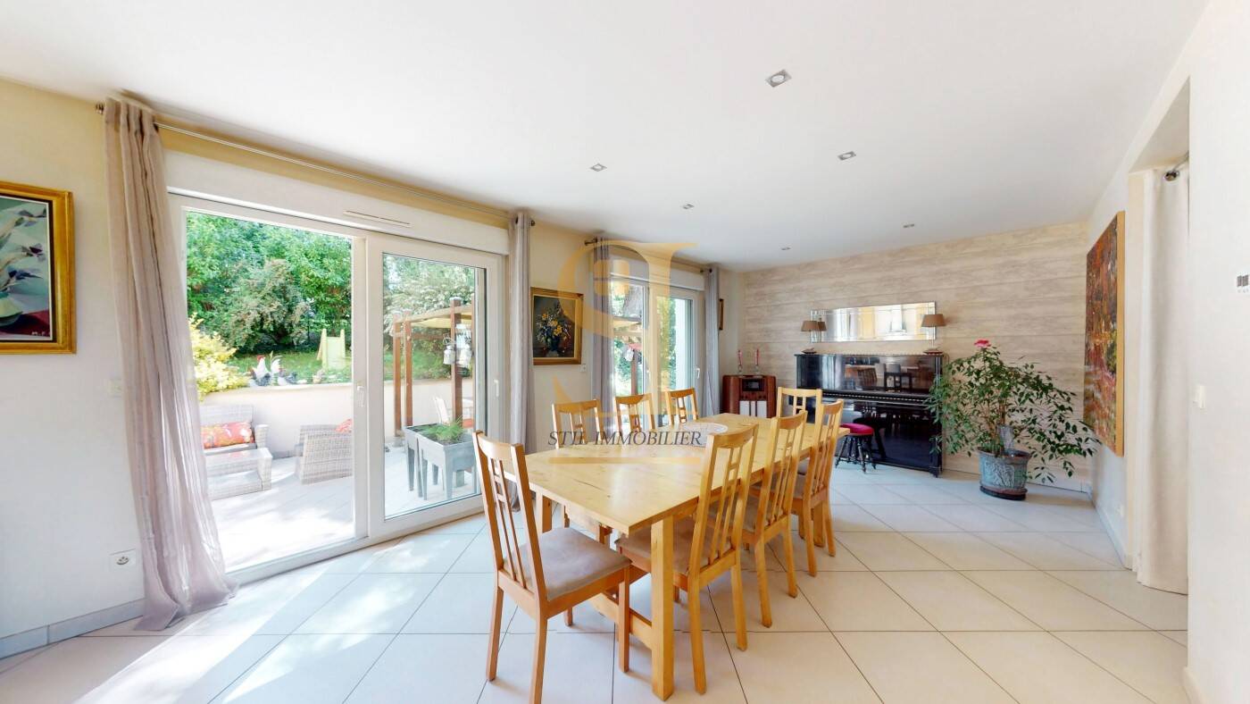Maison à vendre, 172m², BOUSSY SAINT ANTOINE