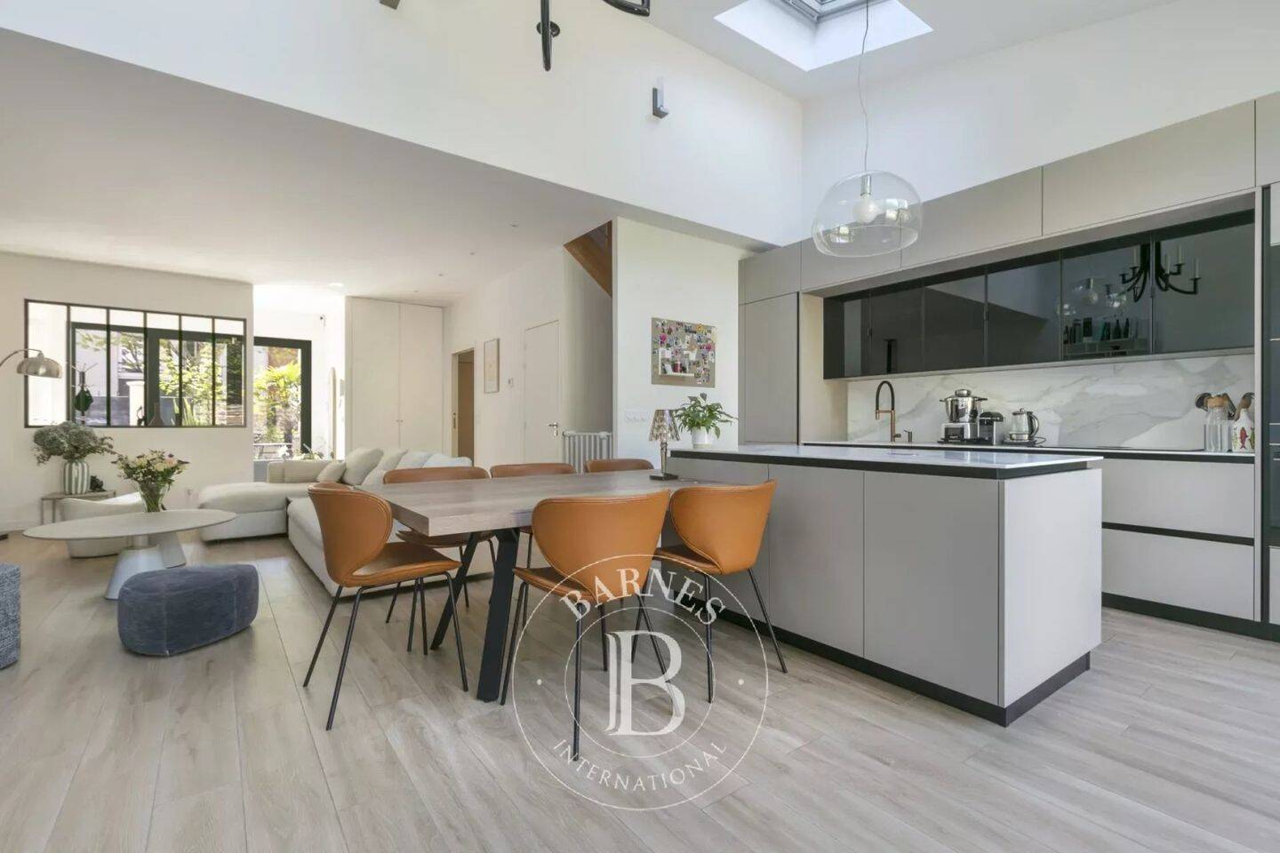 Maison à vendre, 143m², SURESNES