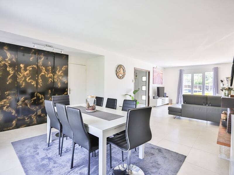 Maison à vendre, 123m², NEAUPHLE LE CHATEAU