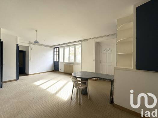 Maison de ville à vendre 127 900 € 4 pièces 3 chambres 107 m² 130 m² de terrain Grissais-Gros Noyer Fontenay-le-Comte 85200