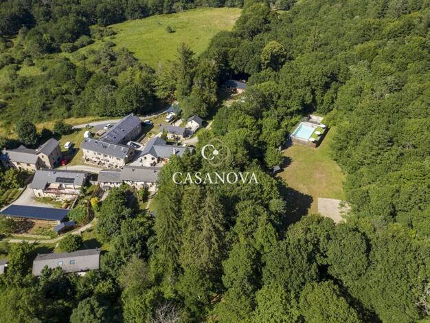 Maison à vendre 840 000 € 17 pièces 13 chambres 480 m² 40 000 m² de terrain La Salvetat-sur-Agout 34330