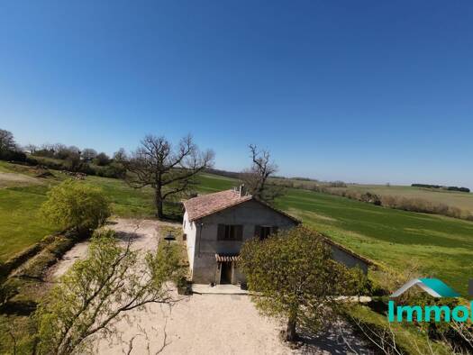 Maison à vendre 249 990 € 5 pièces 3 chambres 206 m² 2 600 m² de terrain Sainte-Marie 32200