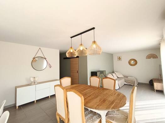 Maison de plain-pied à vendre 279 000 € 5 pièces 4 chambres 98 m² 500 m² de terrain Roquemaure 30150