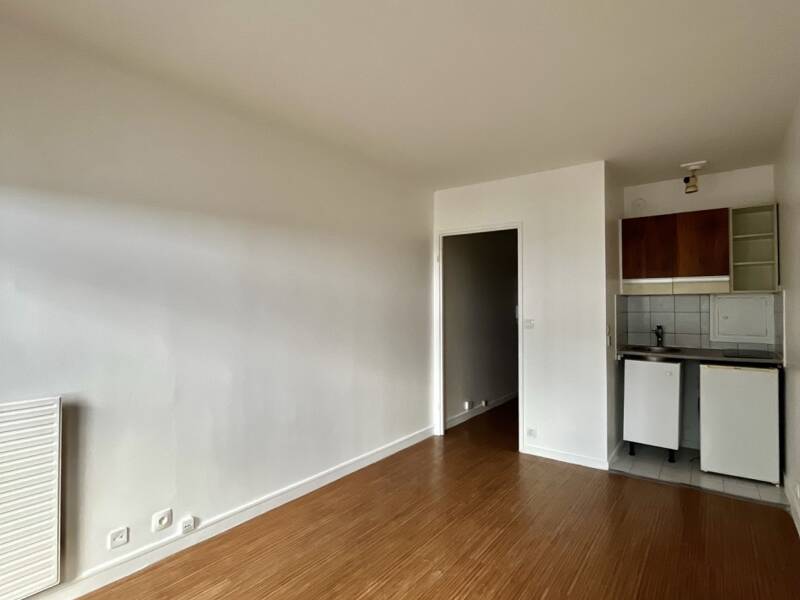 Maison à louer, 18m², PARIS 18E