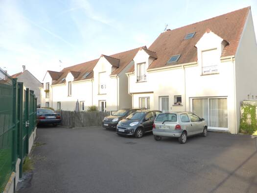 Appartement à vendre 229 000 € 3 pièces 2 chambres 69 m² RDC/1 Courson Monteloup 91680