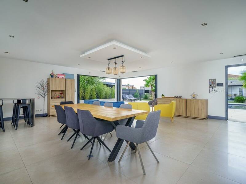 Maison à vendre, 308m², MARSEILLE 13E