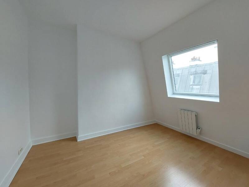 Maison à louer, 37m², PARIS 18E