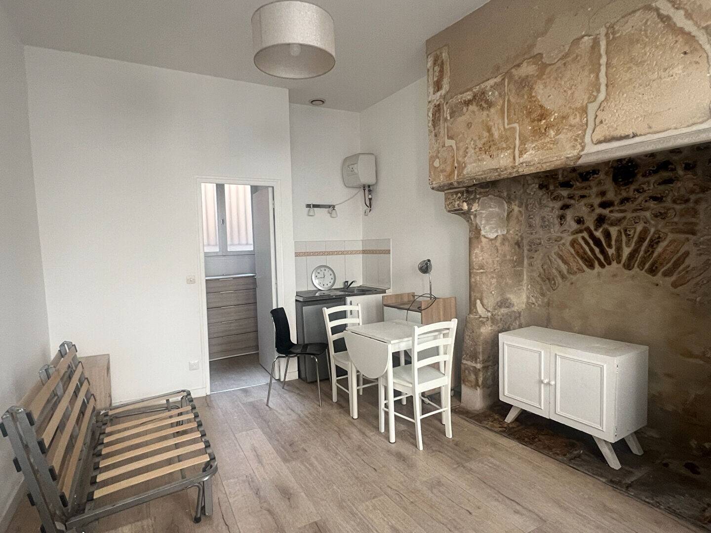 Maison à louer, 18m², POITIERS