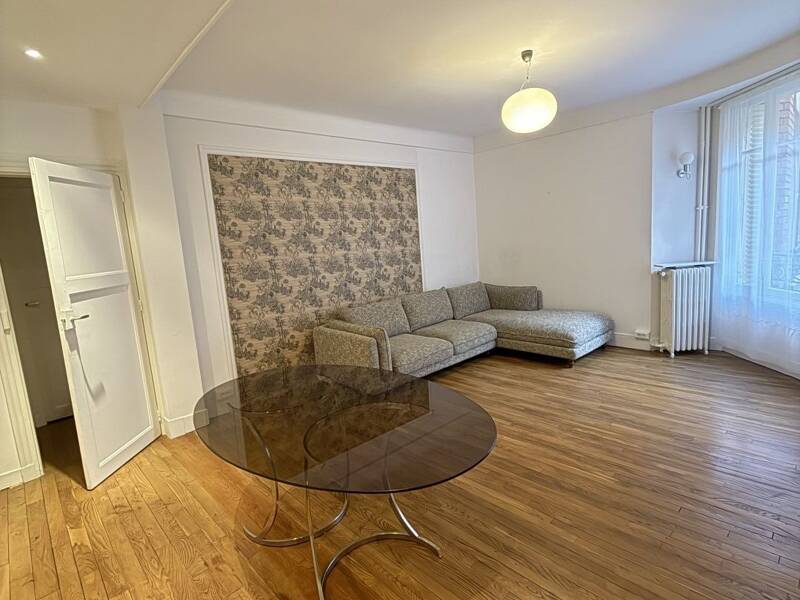 Maison à louer, 50m², PARIS 18E