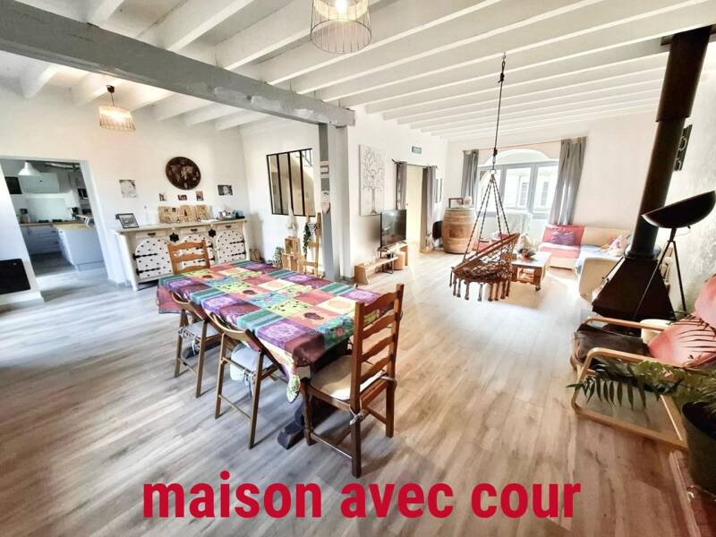 Maison à vendre, 182m², VIC FEZENSAC