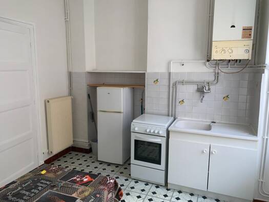 Appartement à louer 392 € 2 pièces 1 chambre 26 m² RDC/3 Estressin Vienne 38200