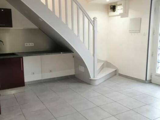 Maison à louer 730 € 2 pièces 1 chambre 39 m² dès le 02/09/2026 Centre-Plaine d'Elite Brignais 69530