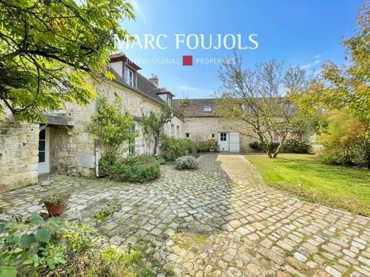 Maison à vendre 650 000 € 11 pièces 5 chambres 323 m² 6 200 m² de terrain Centre Ville Senlis 60300